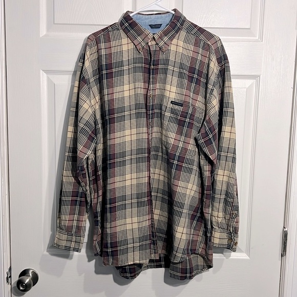 Woods & Gray Men’s plaid long sleeve button up shirt - Size XL. - Picture 1 of 6